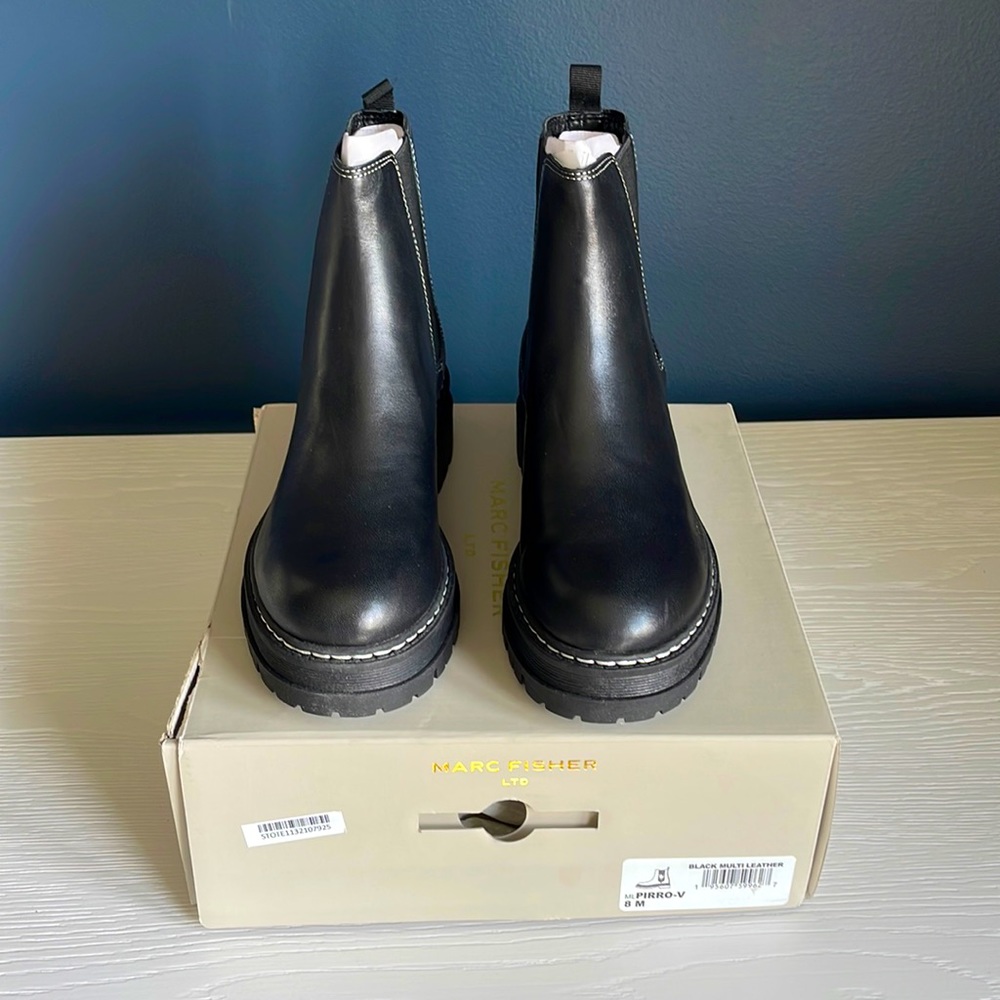 New* Marc Fisher Leather Platform Boots